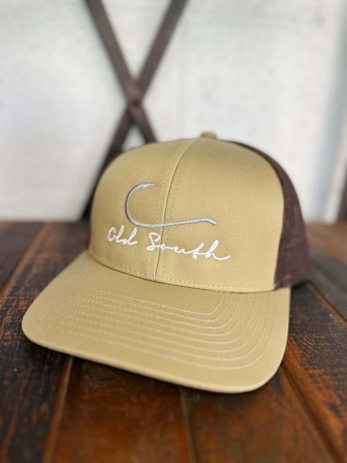 Single Hook Trucker Hat - Khaki / Brown