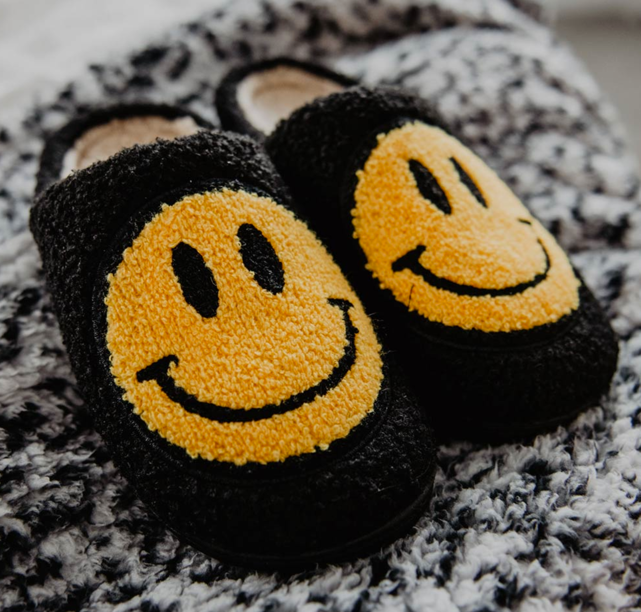 Happy Face Slippers (Black)