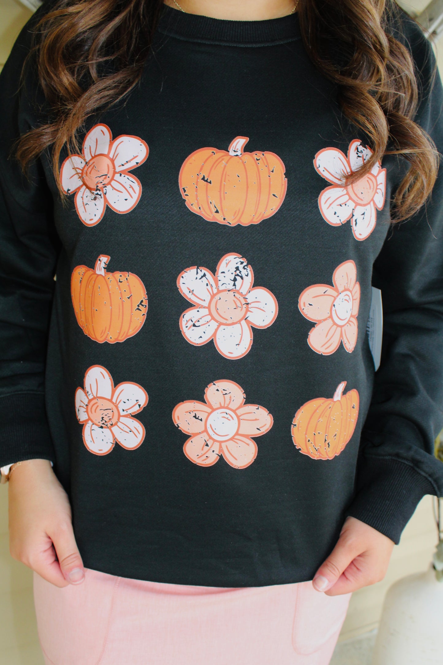 Groovy Pumpkin + Daisy Retro Pullover