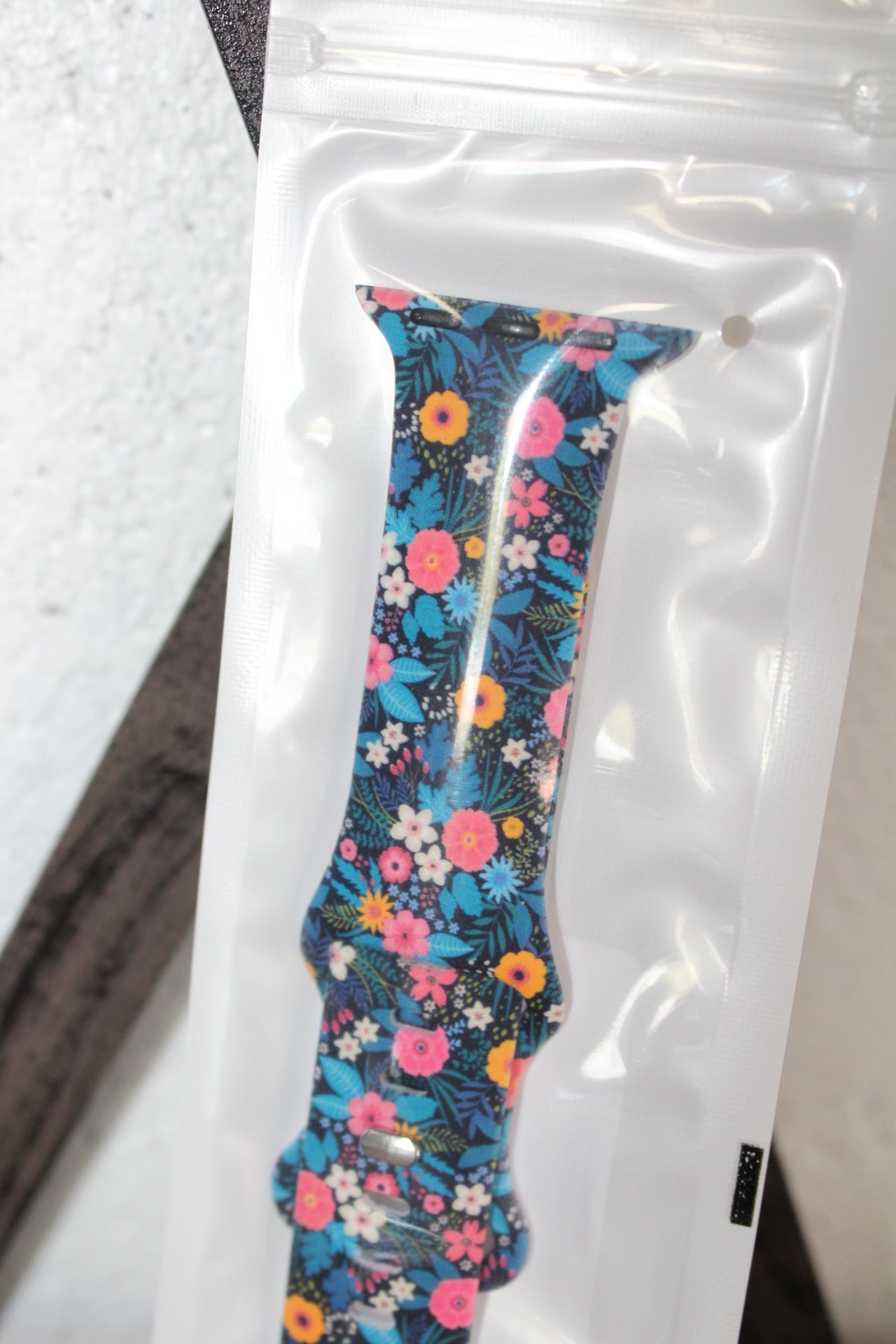 Retro Bright Floral Printed Silicone Smart Watch Band